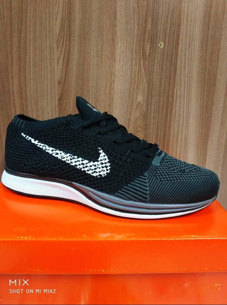 Кроссовки Nike Flyknit Racer Black\Grey