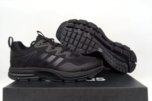 Adidas Duramo