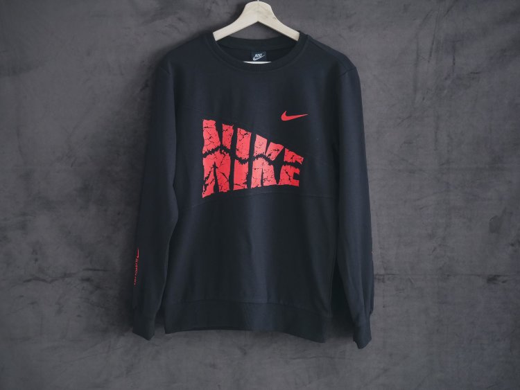 Кофта Nike black/red