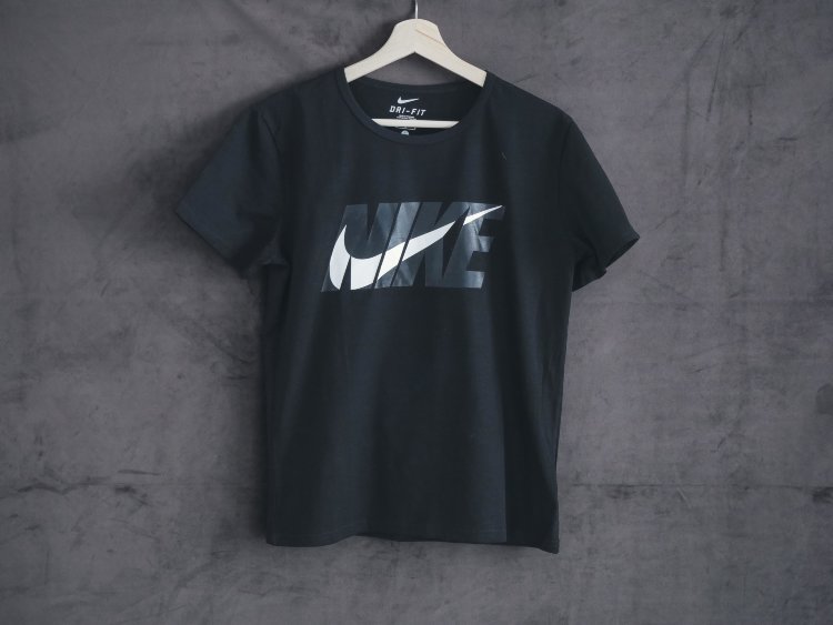 Футболка Nike DRI-FIT black