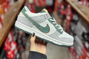 Nike SB Dunk Low Grey/Green/Gold