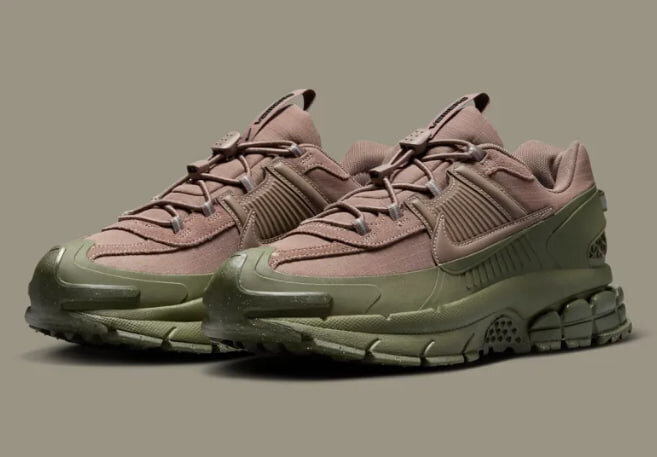 Nike Zoom Vomero 5 Roam
