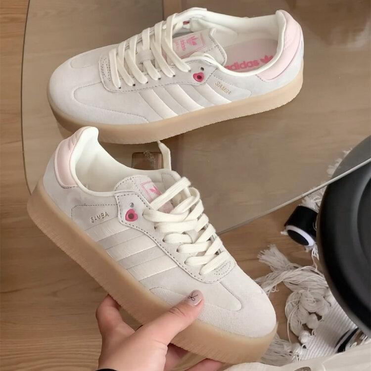 ΑDlDΑS ΟriginaIs GazeIIe