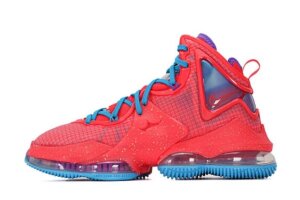 Nike LeBron 19 EP